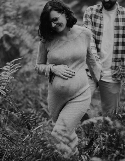 photos couple grossesse forêt